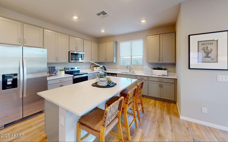 531 Fremont Ps, Apache Junction, AZ 85120