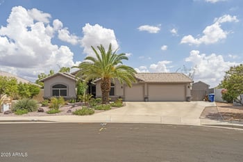 531 Overland Rd, Mesa, AZ 85207