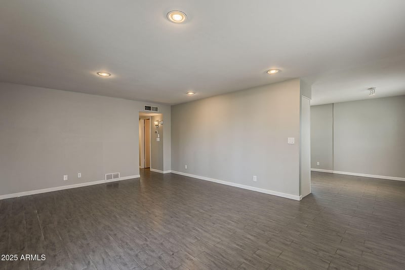 531 Roanoke Ave #D, Phoenix, AZ 85004