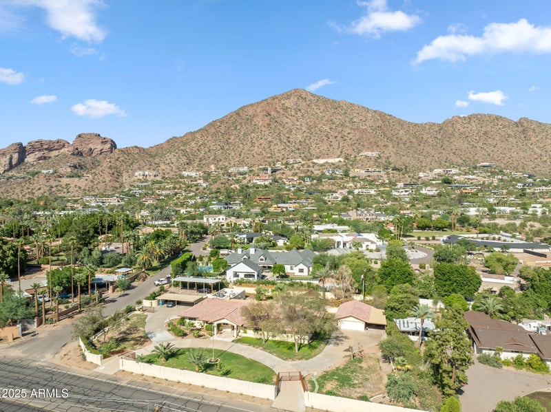5310 Camelback Rd, Phoenix, AZ 85018