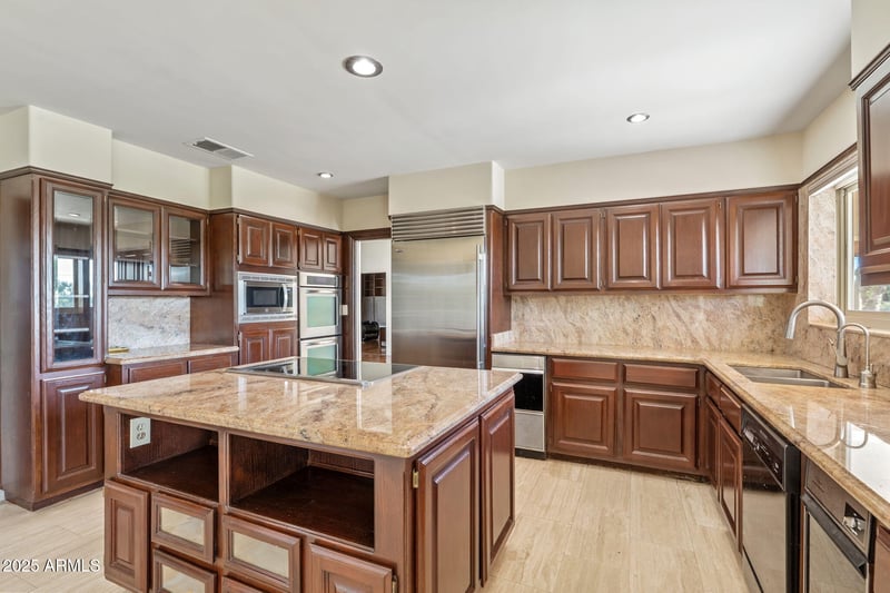 5310 Camelback Rd, Phoenix, AZ 85018