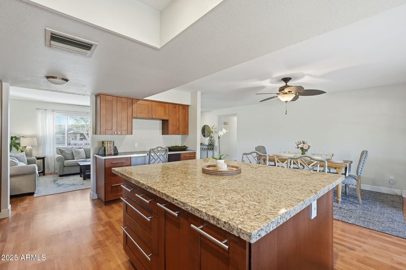 5310 Sheena Dr, Scottsdale, AZ 85254