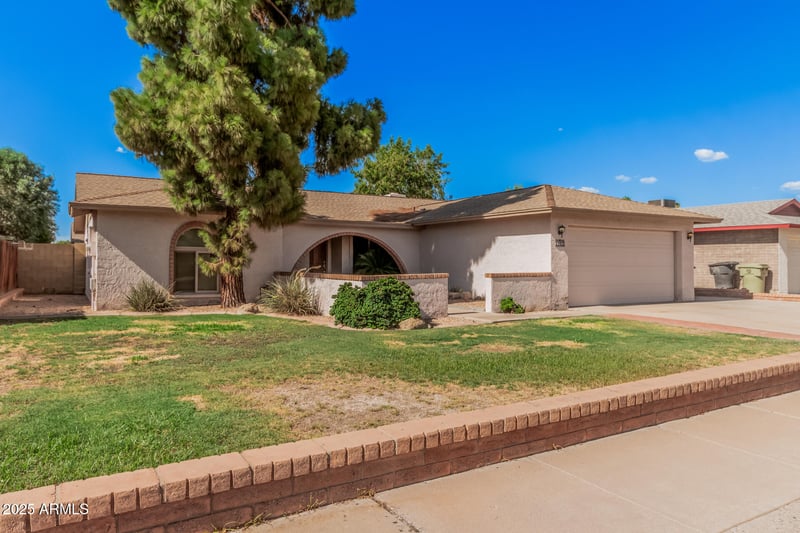 5314 Garden Dr, Glendale, AZ 85304