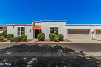 5314 Las Casitas Pl, Phoenix, AZ 85016