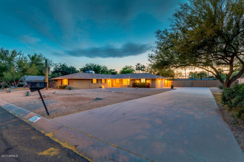 5314 N 44th St, Phoenix, AZ 85018