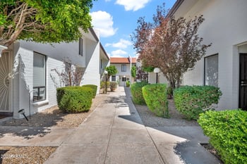 5315 18th St #9, Phoenix, AZ 85016