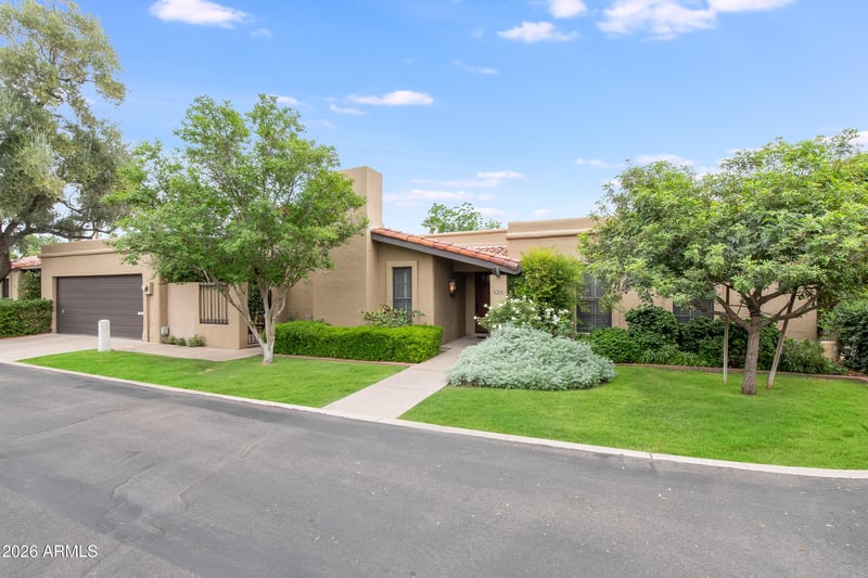 5315 N La Plaza Cir, Phoenix, AZ 85012