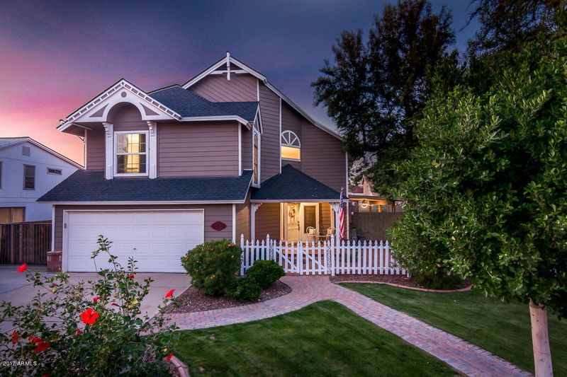 5316 W Surrey Ave, Glendale, AZ 85304