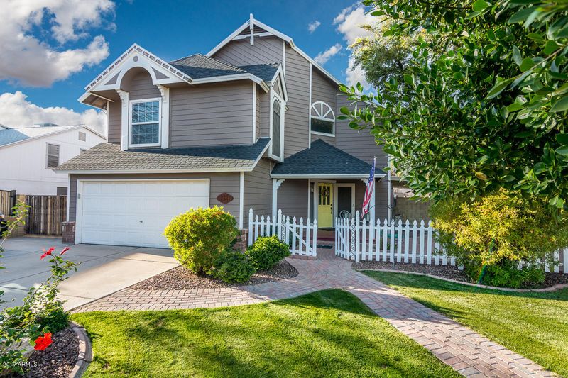 5316 W Surrey Ave, Glendale, AZ 85304