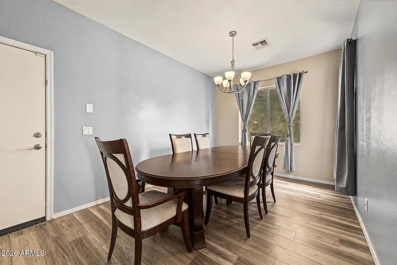 5318 W Albeniz Pl, Phoenix, AZ 85043