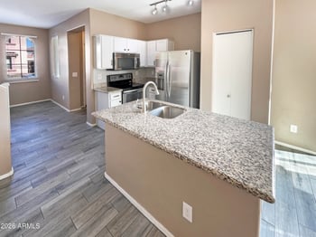 5319 Burton Dr, Phoenix, AZ 85043