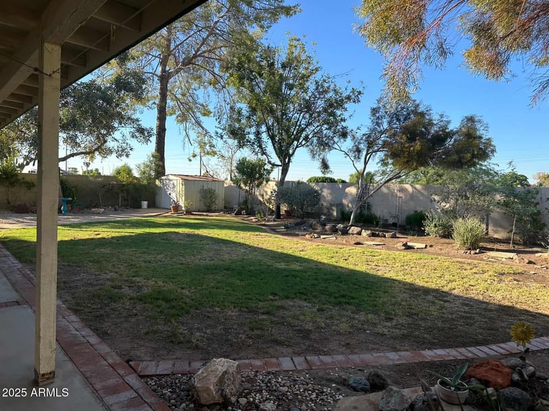 5319 Columbine Dr, Glendale, AZ 85304