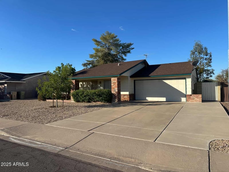 5319 W Columbine Dr, Glendale, AZ 85304