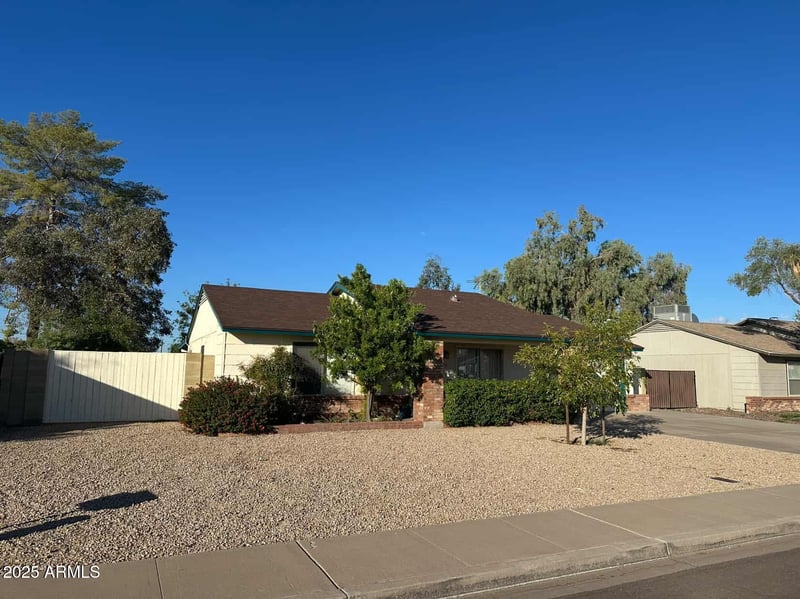 5319 W Columbine Dr, Glendale, AZ 85304
