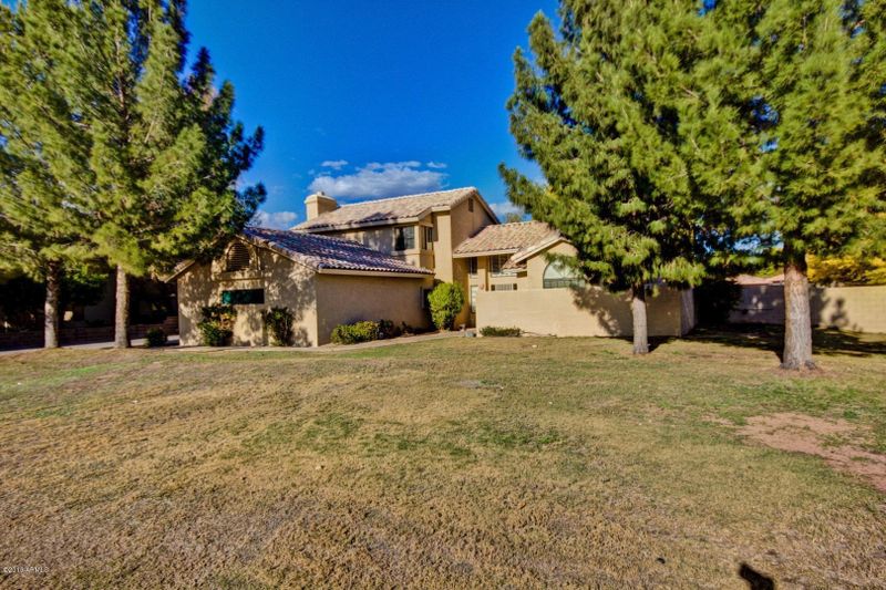 532 E Mesquite St, Gilbert, AZ 85296
