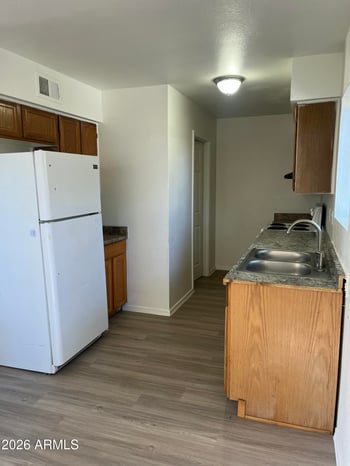 532 Mesa Dr #B, Mesa, AZ 85210