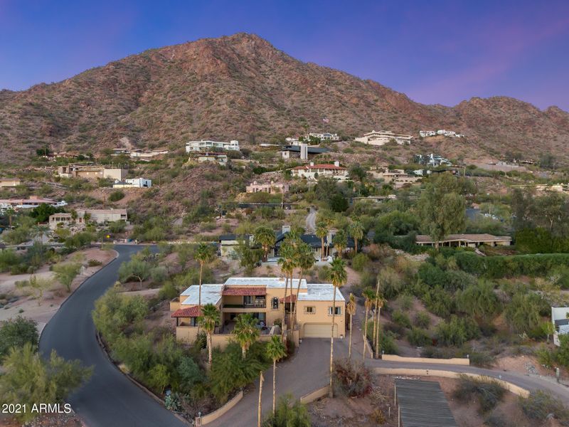 5320 E Rockridge Rd, Phoenix, AZ 85018