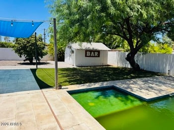 5320 Thomas Rd, Phoenix, AZ 85018