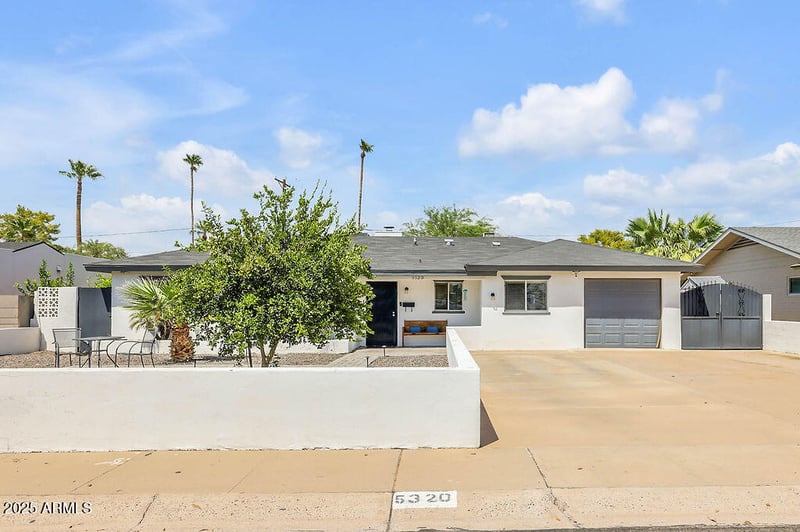 5320 Thomas Rd, Phoenix, AZ 85018
