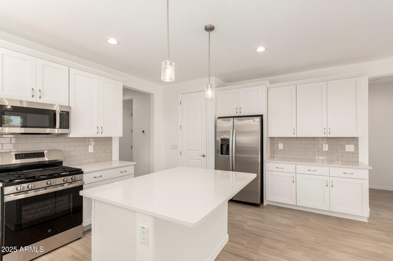 5322 Las Palmaritas Dr, Glendale, AZ 85302
