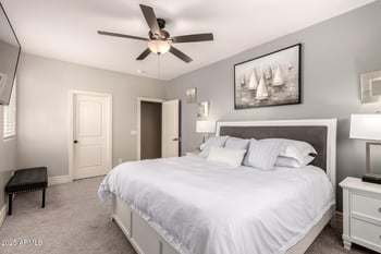 5322 Whispering Wind Dr, Glendale, AZ 85310