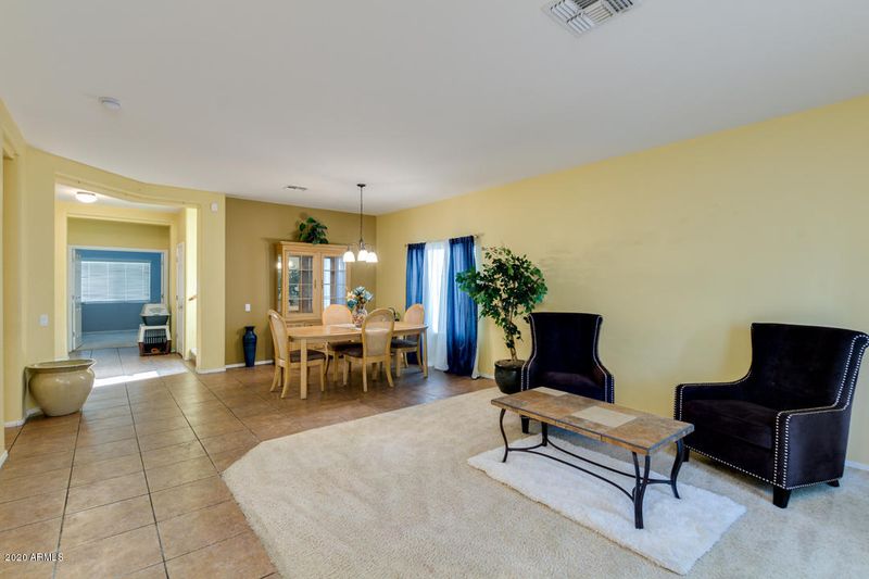 5323 W Apollo Rd, Laveen, AZ 85339