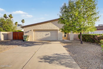 5323 Mountain View Rd, Glendale, AZ 85302