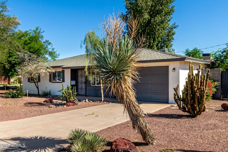 5325 19th Dr, Phoenix, AZ 85015
