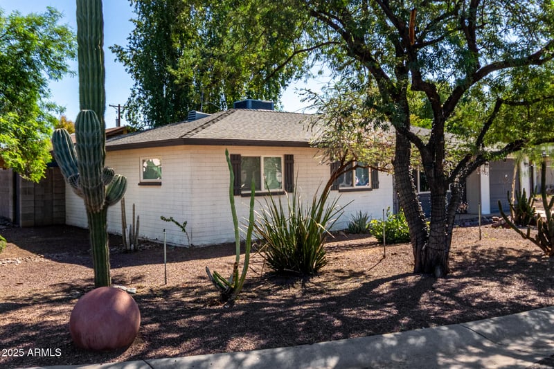 5325 19th Dr, Phoenix, AZ 85015