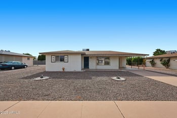 5325 Des Moines St, Mesa, AZ 85205