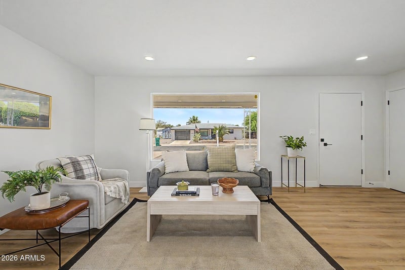 5325 E Des Moines St, Mesa, AZ 85205