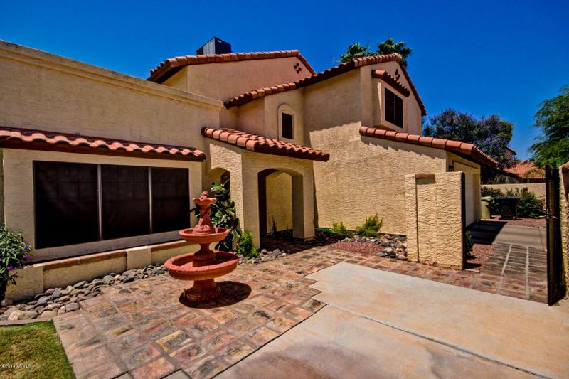 5325 W Cheryl Dr, Glendale, AZ 85302