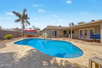 5325 W Mescal St, Glendale, AZ 85304