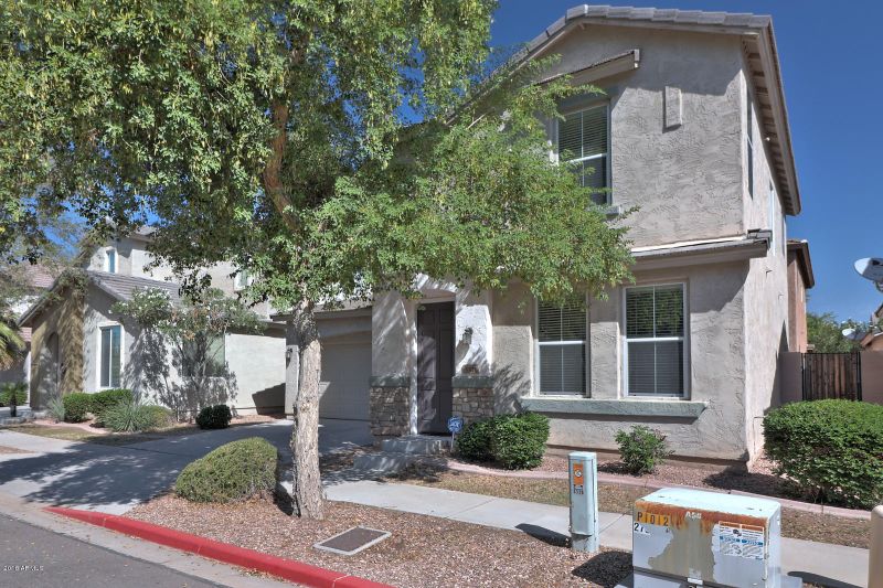5326 W Burton Dr, Phoenix, AZ 85043