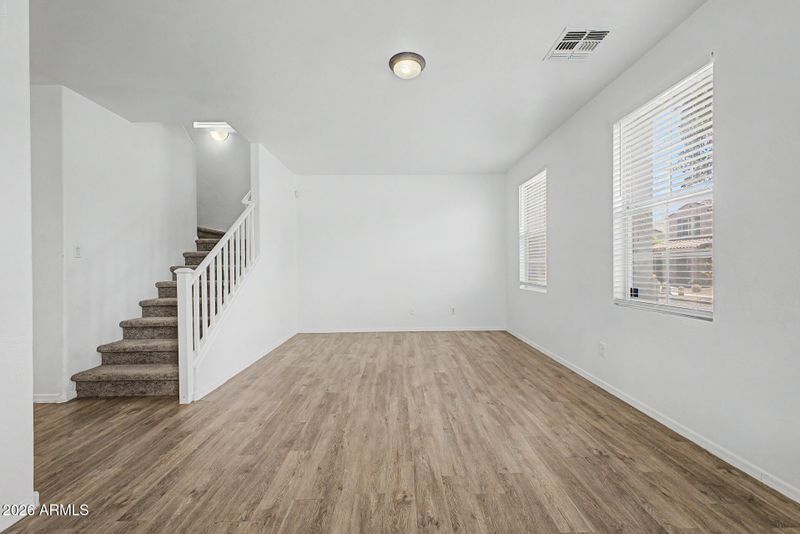 5326 W Warner St, Phoenix, AZ 85043