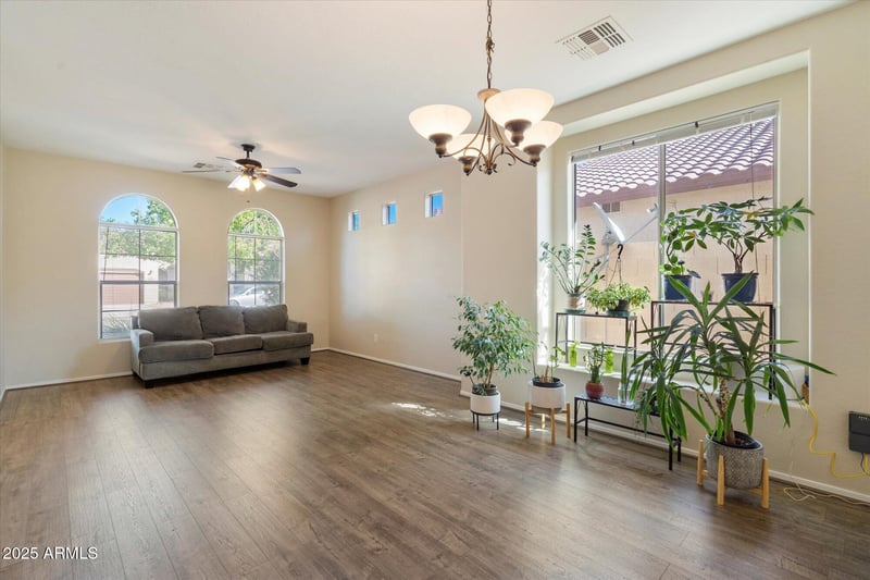 5327 Coles Rd, Laveen, AZ 85339