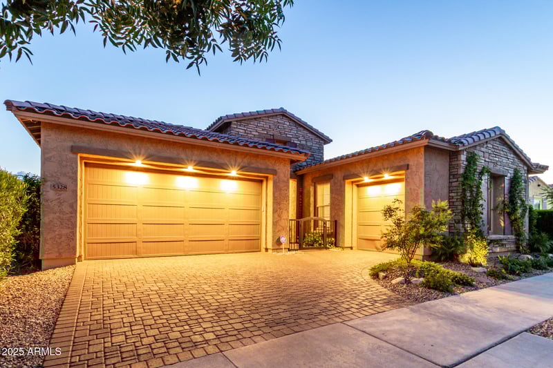 5328 Wesley Cir, Mesa, AZ 85212