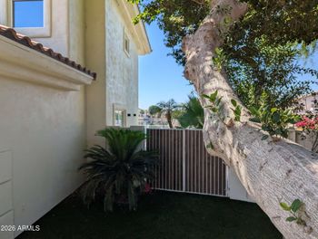 5329 W Rose Garden Ln, Glendale, AZ 85308