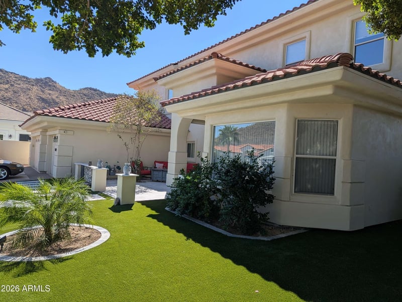 5329 Rose Garden Ln, Glendale, AZ 85308