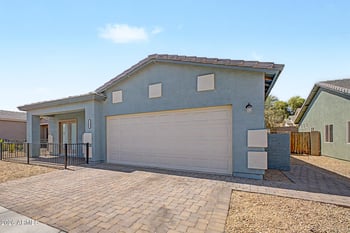 533 Harwell Rd, Phoenix, AZ 85041