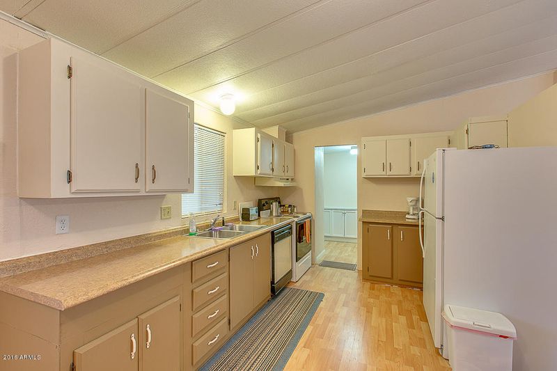 5330 N Grand Dr, Apache Junction, AZ 85120