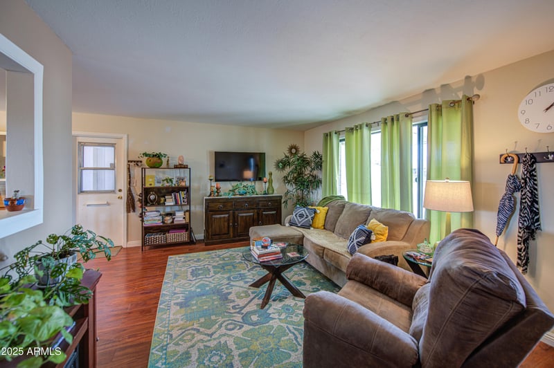 5331 Dodge St, Mesa, AZ 85205