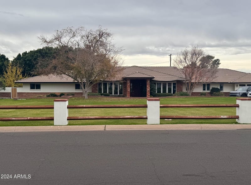 5335 E Exeter Blvd, Phoenix, AZ 85018