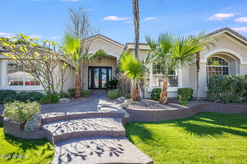 5335 Rose Garden Ln, Glendale, AZ 85308