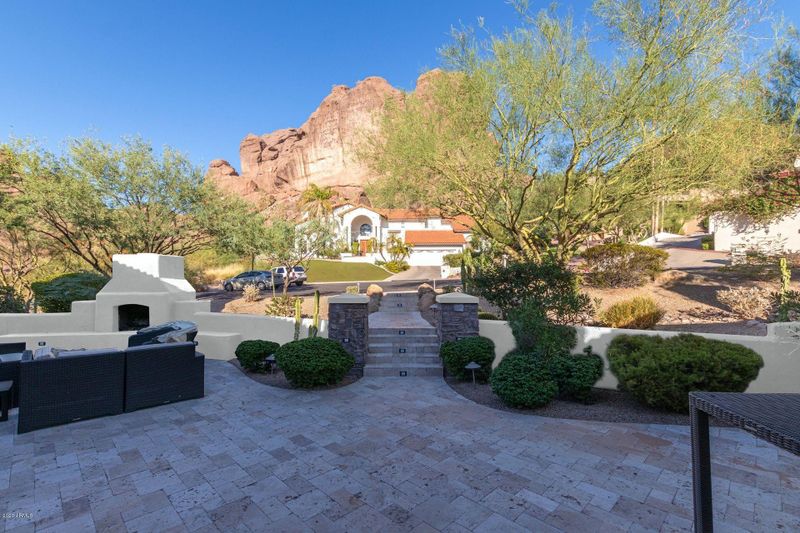 5338 N 46th St, Phoenix, AZ 85018