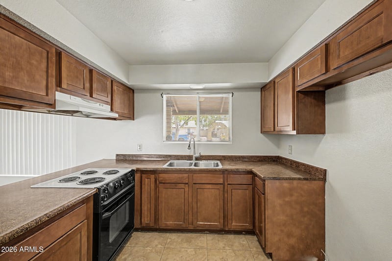5338 El Camino Dr, Tempe, AZ 85283