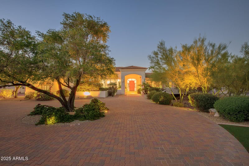 5338 Saguaro Pl, Paradise Valley, AZ 85253