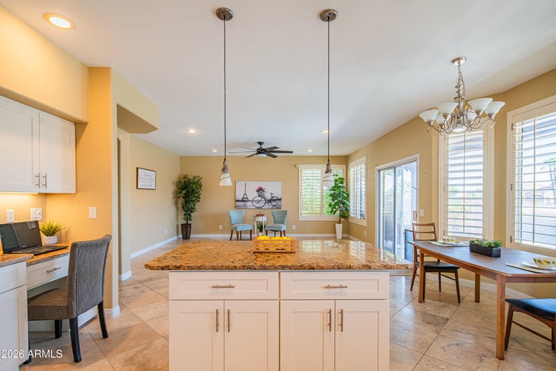 5338 W Tonopah Dr, Glendale, AZ 85308