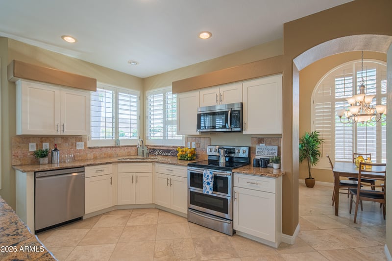 5338 W Tonopah Dr, Glendale, AZ 85308