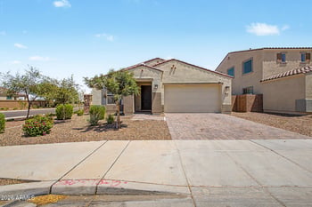 5338 Walatowa St, Laveen, AZ 85339